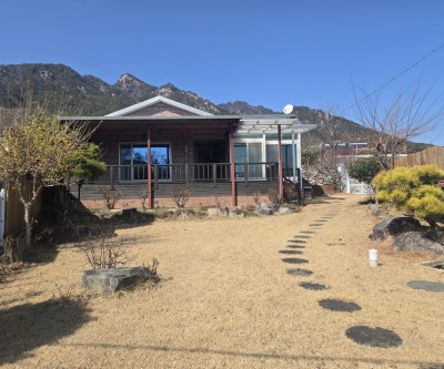 가야산이 병풍 건평넓은 전원주택 매물 이미지